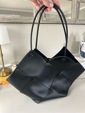 Bob Ore Taylor Tote Bag in Black Leather